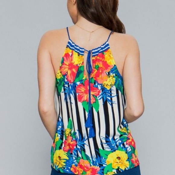 Halter Tropical Woven Top - Picture 2 of 3